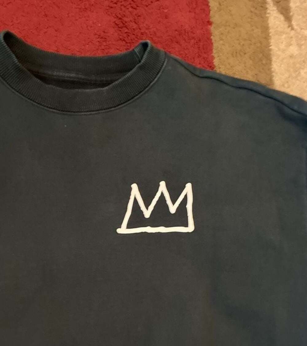 Converse x Jean-Michel Basquiat World Famous Fleece Crew Sweatshirt Black Size L - Picture 2 of 7